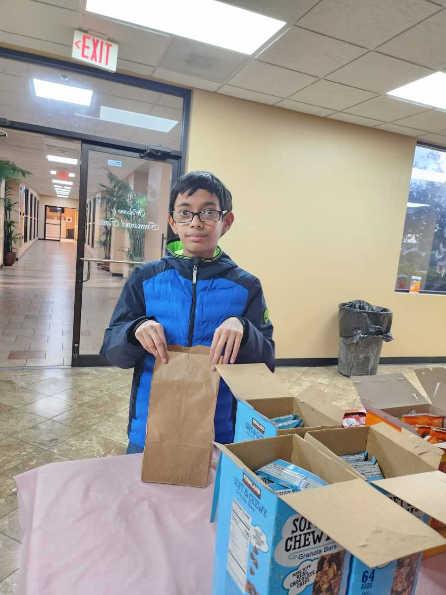 BLESSING-BAGS-SERVICE14